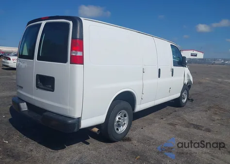 2021 Chevrolet Express Cargo Rwd 2500 Regular Wheelbase Wt из США, поврежденный, VIN 1GCWGAFP0M1222621